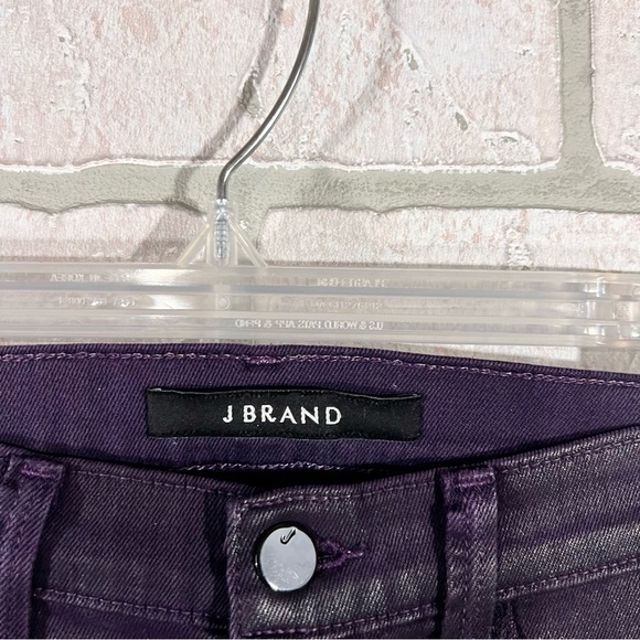 J Brand Super Skinny Jeans in Lacquered BlackBerry Size 25 - Picture 8 of 11